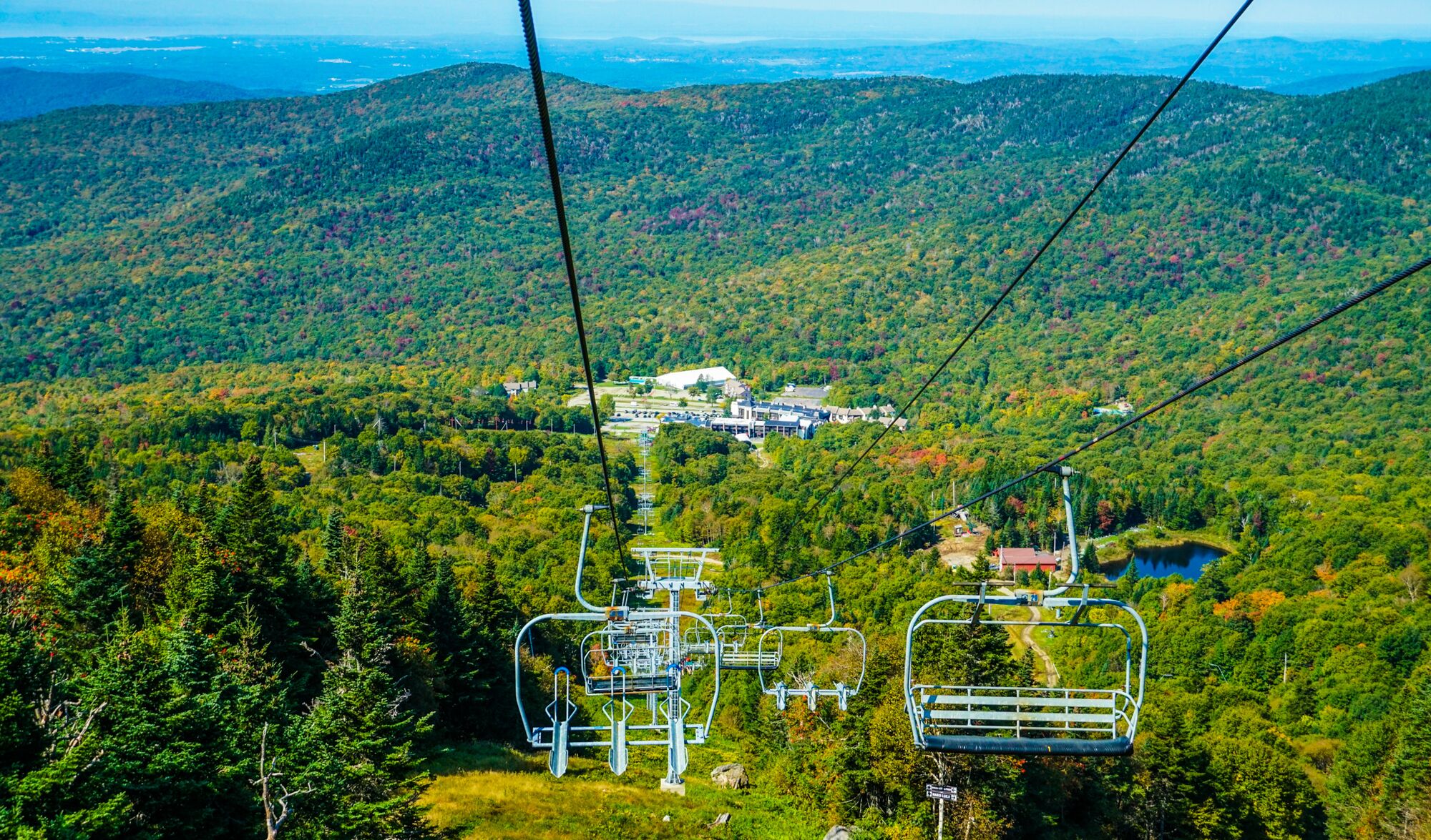 A chairlift in the autumn.