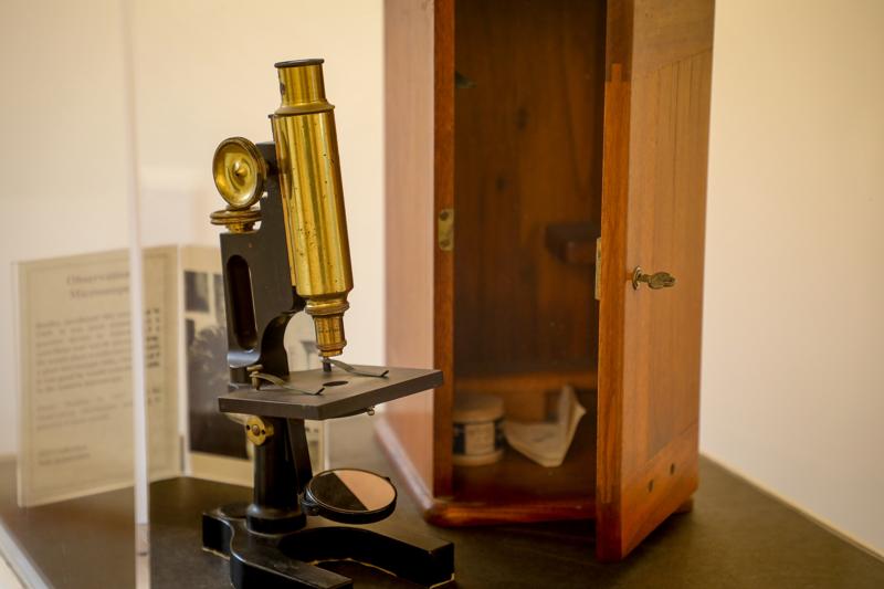 An antique microscope in Vermont.